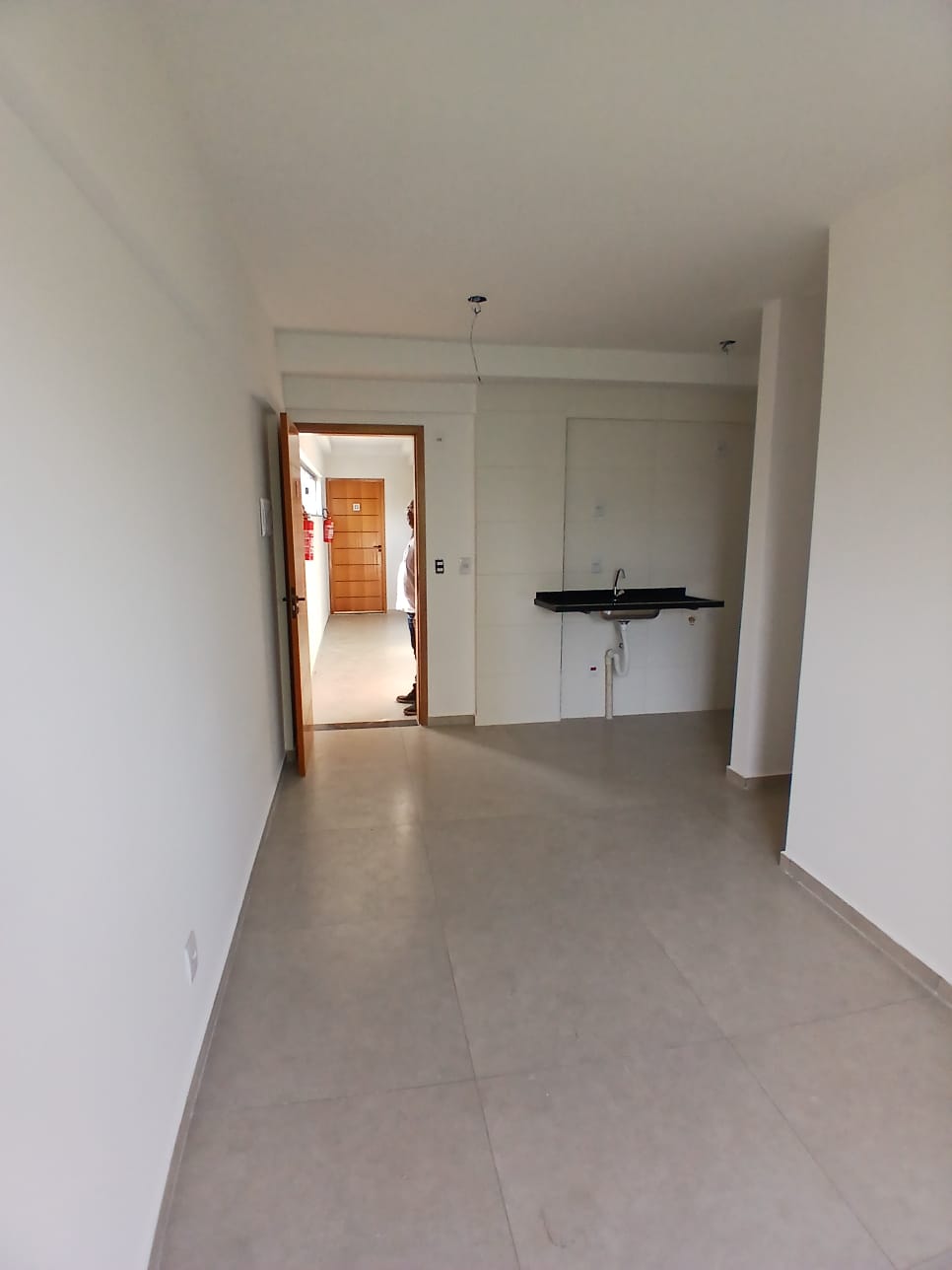  Apartamento à venda  Metrô Guilhermina Esperança, São Paulo  Excelente oportunidade! Apartamento moderno e bem localizado, na esquina do Metrô Guilhermina Esperança, com 53 m², 2 dormitórios com sacada, no 1º andar.