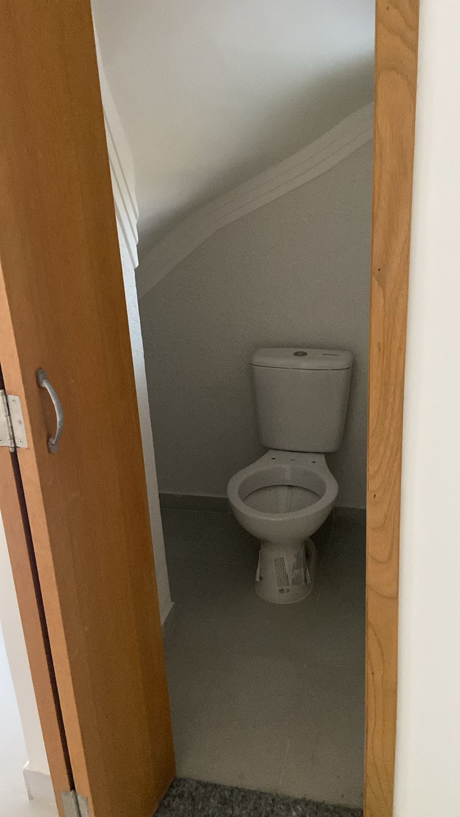  Sobrados Novos no Parque Paulistano – 2 Suítes com Varanda!  ✨ Lindo sobrado com 67 m² muito bem distribuídos! Conta com sala integrada à cozinha, lavabo social, lavanderia, e duas suítes, sendo uma delas com varanda privativa  ideal para quem busca conforto e praticidade no dia a dia. 1 vaga de garagem  Localizado no Parque Paulistano, região tranquila e com fácil acesso ao comércio.