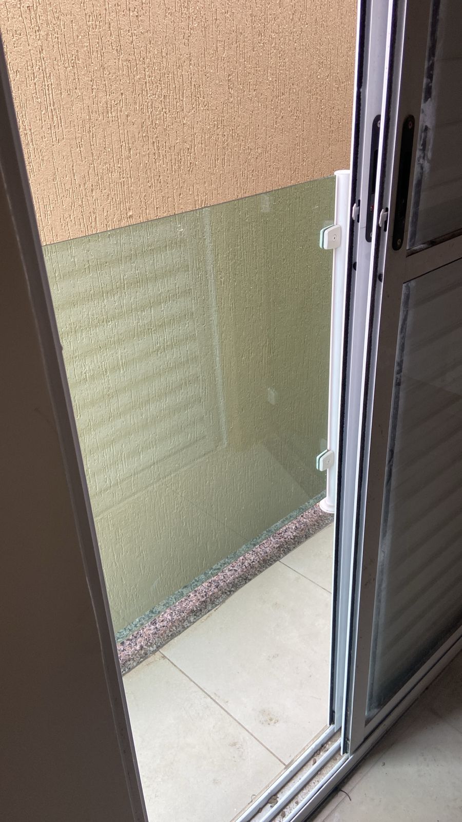  Sobrados Novos no Parque Paulistano – 2 Suítes com Varanda!  ✨ Lindo sobrado com 67 m² muito bem distribuídos! Conta com sala integrada à cozinha, lavabo social, lavanderia, e duas suítes, sendo uma delas com varanda privativa  ideal para quem busca conforto e praticidade no dia a dia. 1 vaga de garagem  Localizado no Parque Paulistano, região tranquila e com fácil acesso ao comércio.