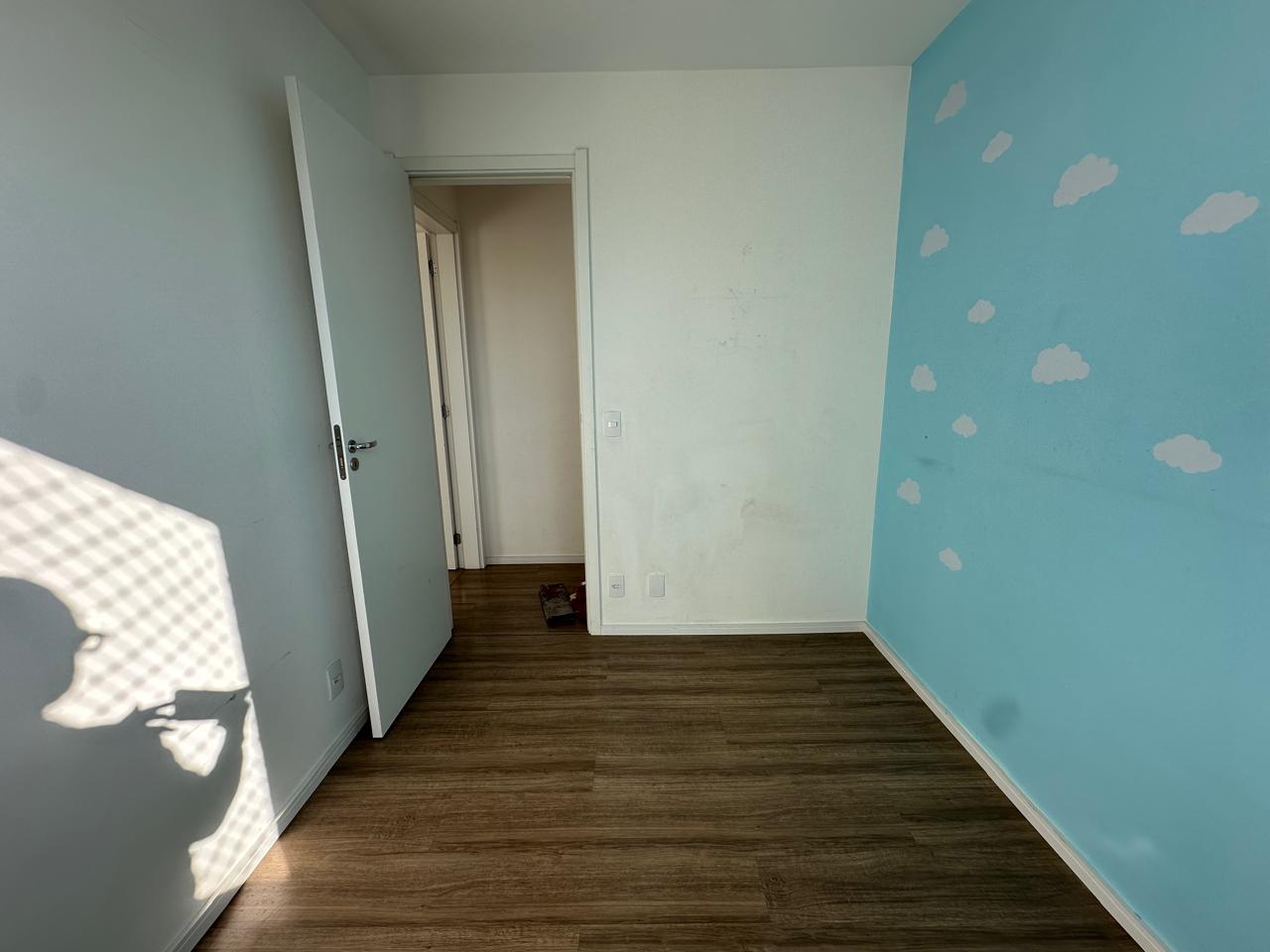  Apartamento  2 Dormitórios 41 m²  Penha  Eng. Goulart  ✨ Excelente oportunidade! Apartamento andar alto , com 2 dormitórios, sala, cozinha, banheiro, e uma localização privilegiada, próximo a tudo que você precisa no dia a dia.   Localização estratégica:  1 km do Assaí Atacadista  1,8 km da Estação Engenheiro Goulart (CPTM)  4 km do Shopping Penha  Fácil acesso às principais vias .