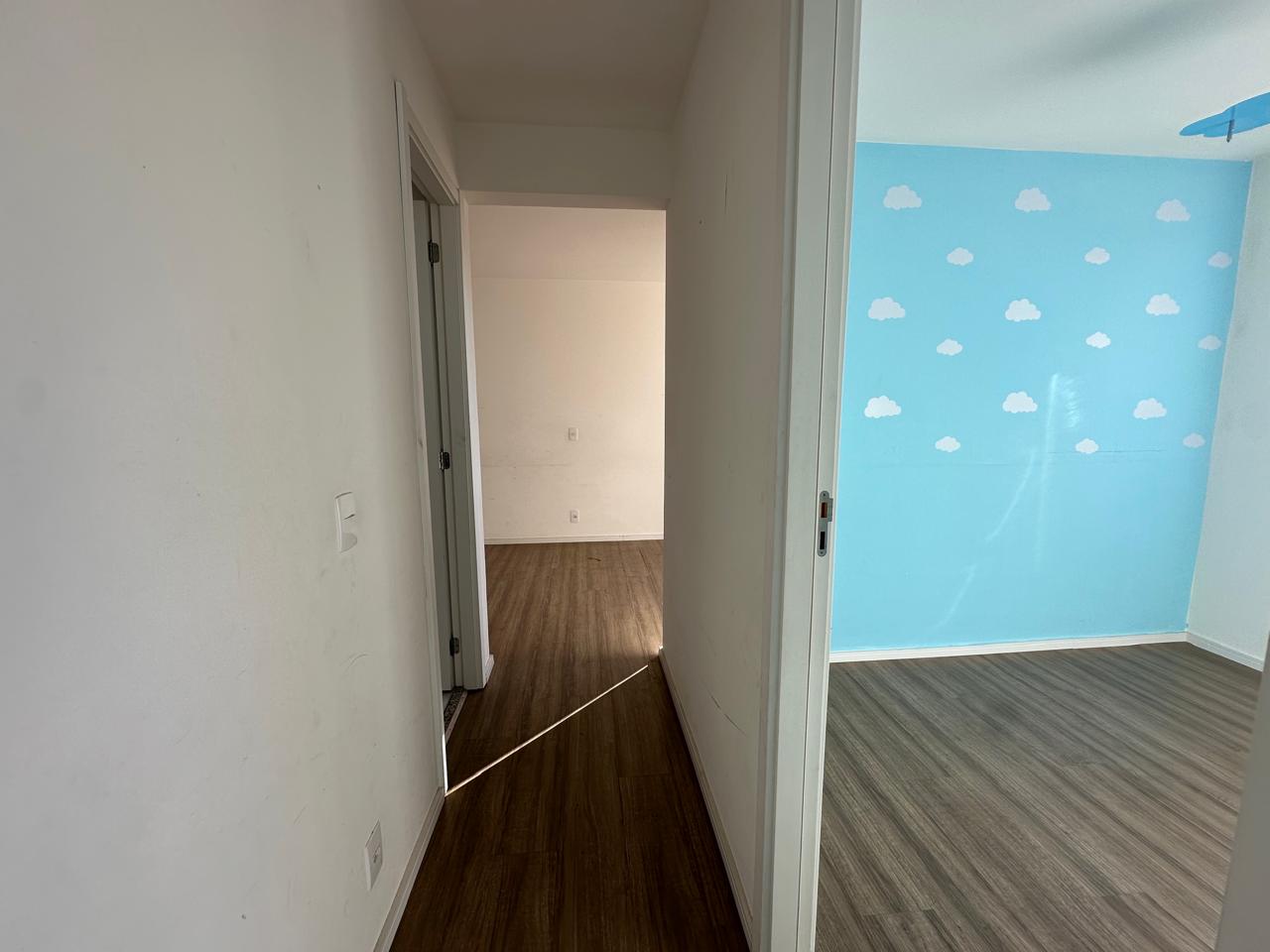  Apartamento  2 Dormitórios 41 m²  Penha  Eng. Goulart  ✨ Excelente oportunidade! Apartamento andar alto , com 2 dormitórios, sala, cozinha, banheiro, e uma localização privilegiada, próximo a tudo que você precisa no dia a dia.   Localização estratégica:  1 km do Assaí Atacadista  1,8 km da Estação Engenheiro Goulart (CPTM)  4 km do Shopping Penha  Fácil acesso às principais vias .