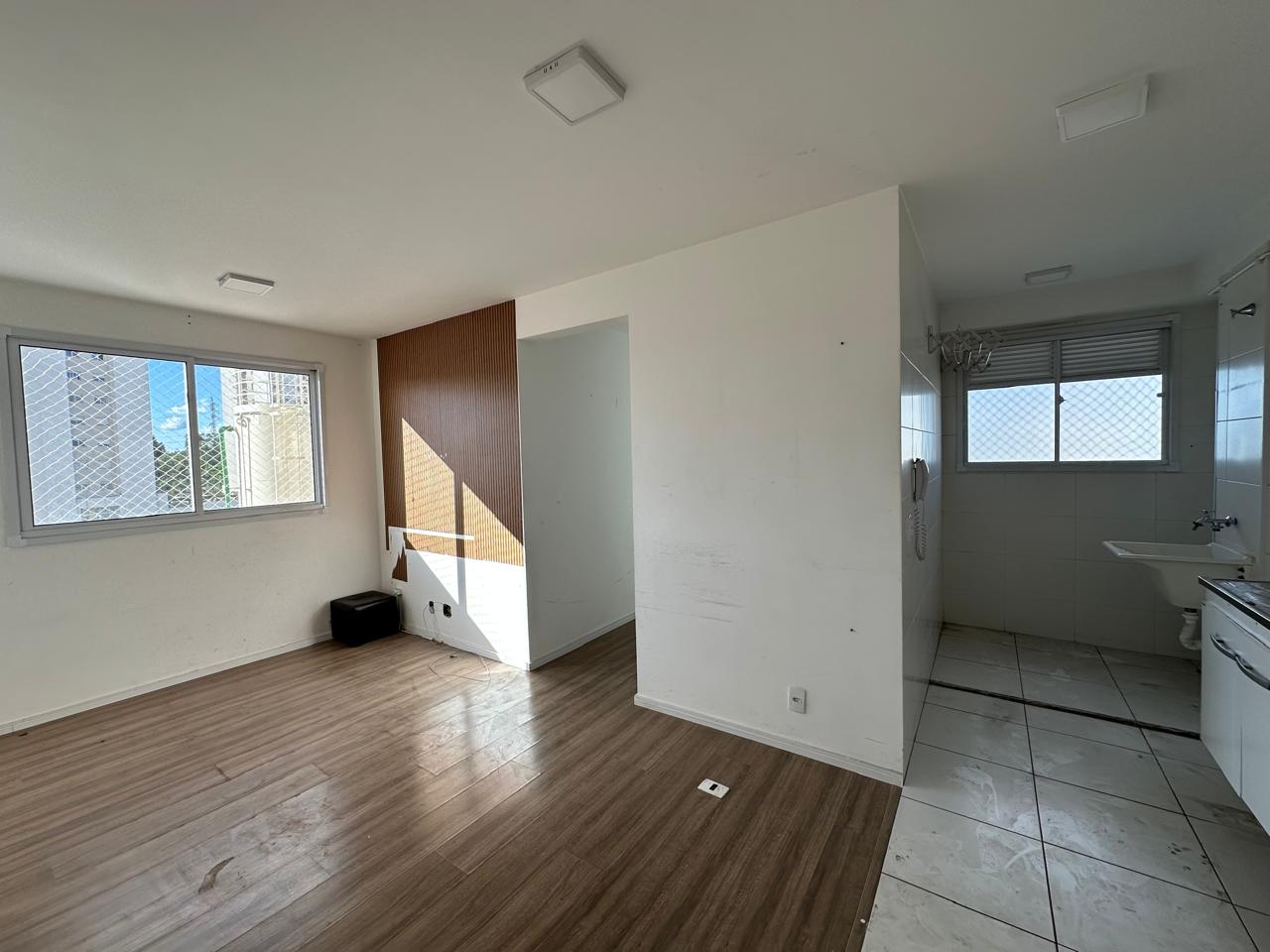  Apartamento  2 Dormitórios 41 m²  Penha  Eng. Goulart  ✨ Excelente oportunidade! Apartamento andar alto , com 2 dormitórios, sala, cozinha, banheiro, e uma localização privilegiada, próximo a tudo que você precisa no dia a dia.   Localização estratégica:  1 km do Assaí Atacadista  1,8 km da Estação Engenheiro Goulart (CPTM)  4 km do Shopping Penha  Fácil acesso às principais vias .