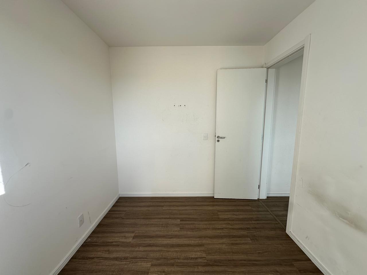  Apartamento  2 Dormitórios 41 m²  Penha  Eng. Goulart  ✨ Excelente oportunidade! Apartamento andar alto , com 2 dormitórios, sala, cozinha, banheiro, e uma localização privilegiada, próximo a tudo que você precisa no dia a dia.   Localização estratégica:  1 km do Assaí Atacadista  1,8 km da Estação Engenheiro Goulart (CPTM)  4 km do Shopping Penha  Fácil acesso às principais vias .