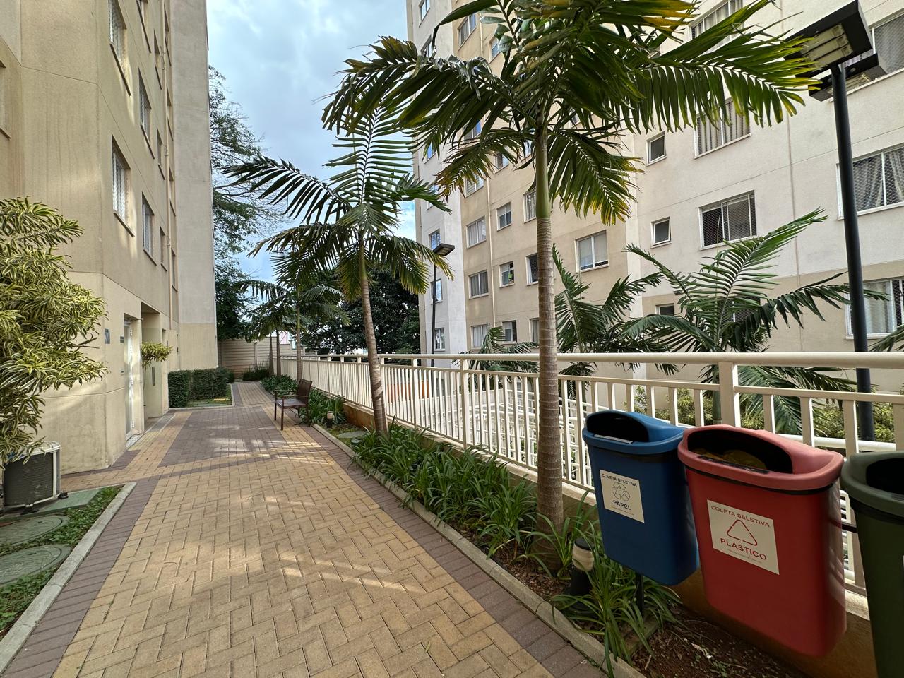  Apartamento  2 Dormitórios 41 m²  Penha  Eng. Goulart  ✨ Excelente oportunidade! Apartamento andar alto , com 2 dormitórios, sala, cozinha, banheiro, e uma localização privilegiada, próximo a tudo que você precisa no dia a dia.   Localização estratégica:  1 km do Assaí Atacadista  1,8 km da Estação Engenheiro Goulart (CPTM)  4 km do Shopping Penha  Fácil acesso às principais vias .