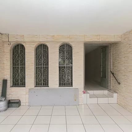  Lindo Sobrado à Venda  4 Dormitórios  1 Suíte  2 Vagas  148 m²  Parque Novo Lar  ✨ Acabamento impecável e pronto para morar! Este belíssimo sobrado oferece amplitude, conforto e sofisticação em cada detalhe. São 4 dormitórios, sendo 1 suíte espaçosa, sala ampla, cozinha moderna, banheiros com ótimo acabamento.