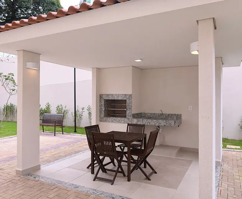 ✨ Apartamento à Venda  Vila Ré Patriarca ✨  Excelente oportunidade a apenas 550 metros da Estação Patriarca do Metrô!   Detalhes do imóvel:  1 dormitório com sacada  32 m² bem distribuídos  Localização privilegiada, próximo a comércios, transporte público e tudo que você precisa no dia a dia!