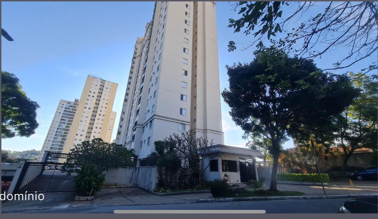  Apartamento à venda na Vila Rosália – Guarulhos  Condomínio Fatto Lago dos Patos  Encante-se com este belíssimo apartamento totalmente mobiliado, pronto para morar, em uma das regiões mais valorizadas de Guarulhos, a poucos metros do Lago dos Patos.  ✨ Detalhes do imóvel:  67 m² bem distribuídos  2 dormitórios, sendo 1 suíte  2 banheiros (incluindo lavabo)  Cozinha americana moderna e equipada.