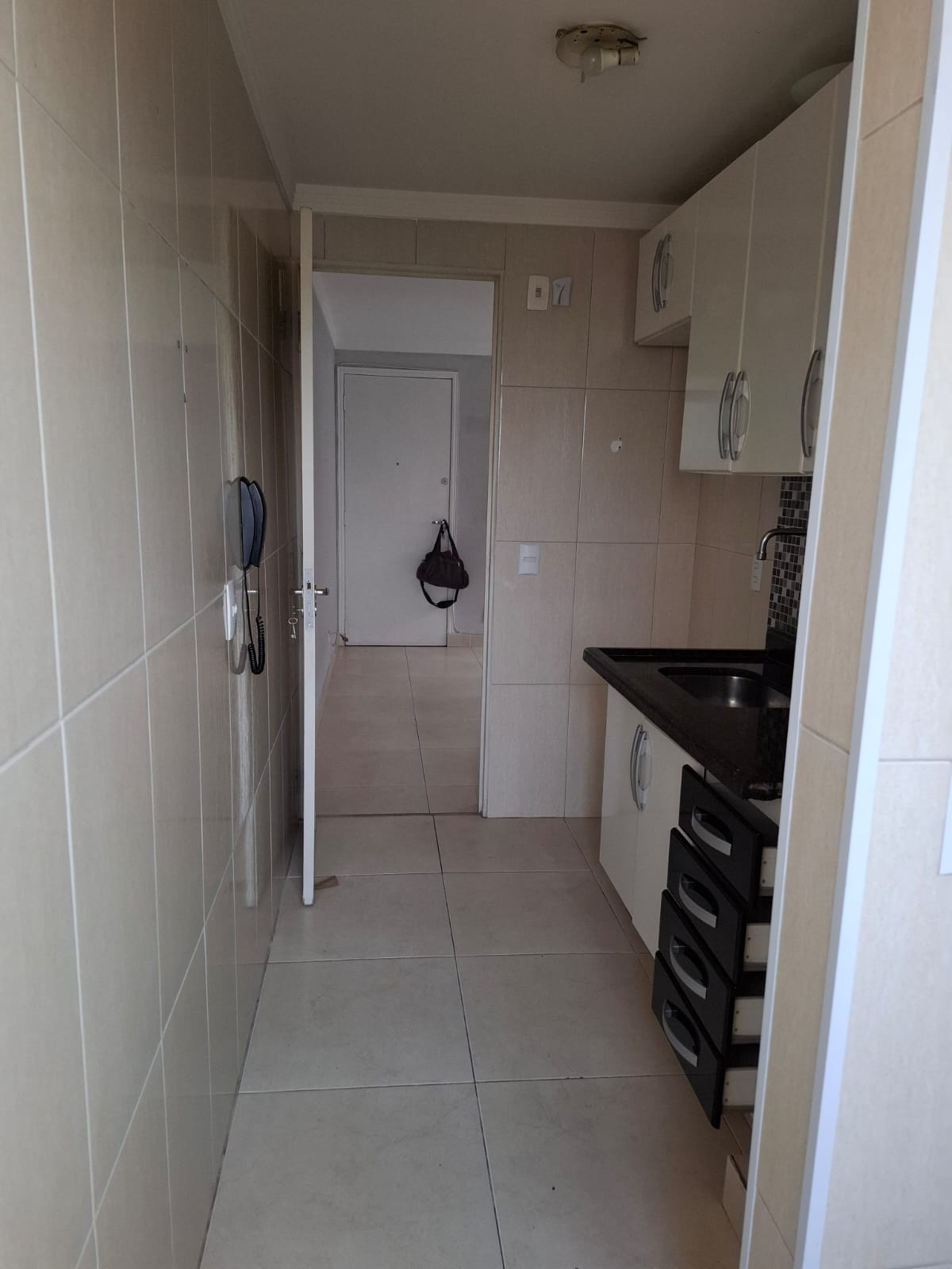 ✨ Apartamento à Venda – 2 Quartos  Tremembé  Serra da Cantareira   Se você busca tranquilidade, contato com a natureza e um lar pronto para morar, este apartamento é perfeito para você!  Localizado em uma das regiões mais charmosas e arborizadas de São Paulo, o Tremembé / Serra da Cantareira, o imóvel une conforto, praticidade e excelente custo-benefício.