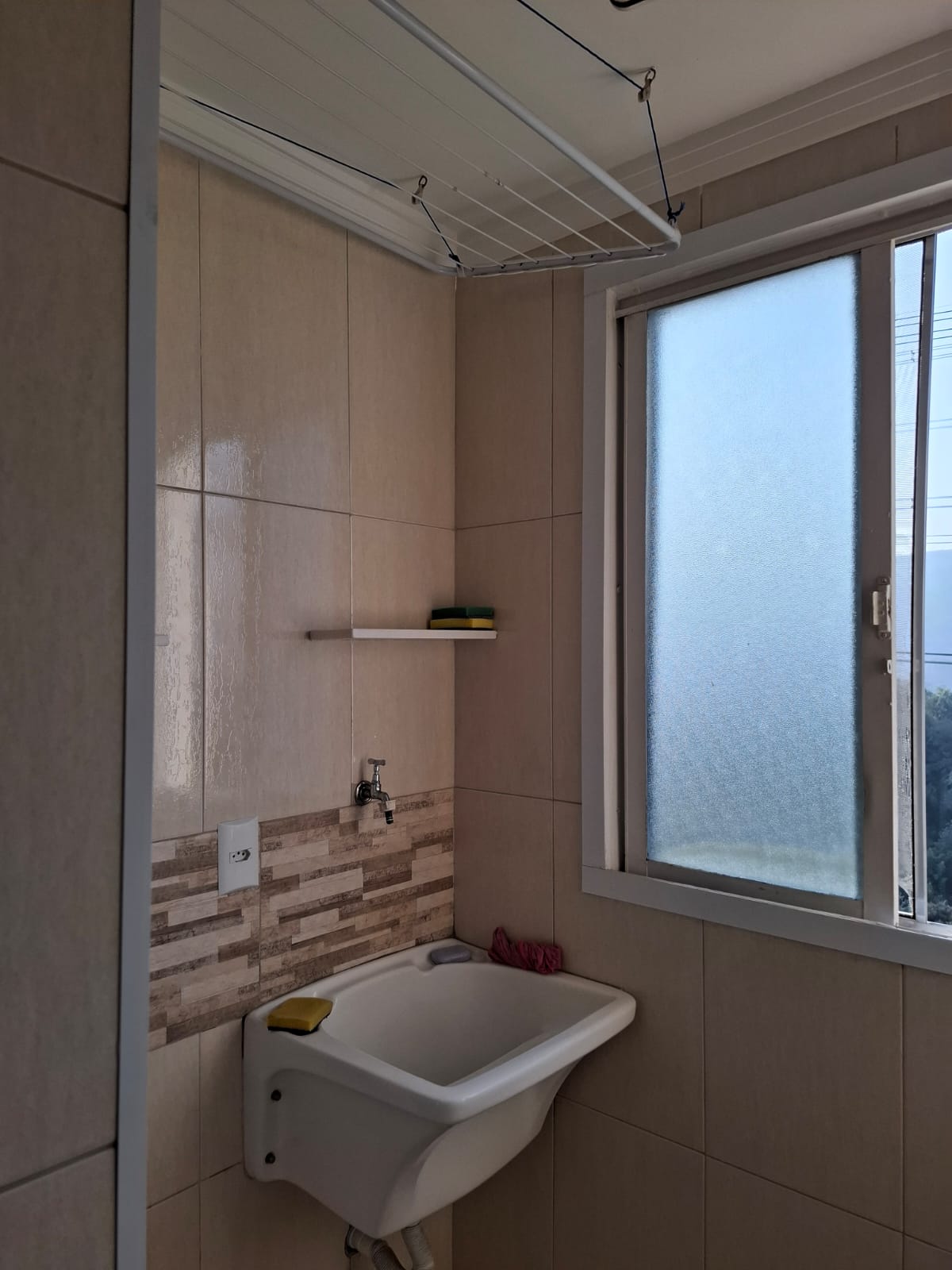 ✨ Apartamento à Venda – 2 Quartos  Tremembé  Serra da Cantareira   Se você busca tranquilidade, contato com a natureza e um lar pronto para morar, este apartamento é perfeito para você!  Localizado em uma das regiões mais charmosas e arborizadas de São Paulo, o Tremembé / Serra da Cantareira, o imóvel une conforto, praticidade e excelente custo-benefício.