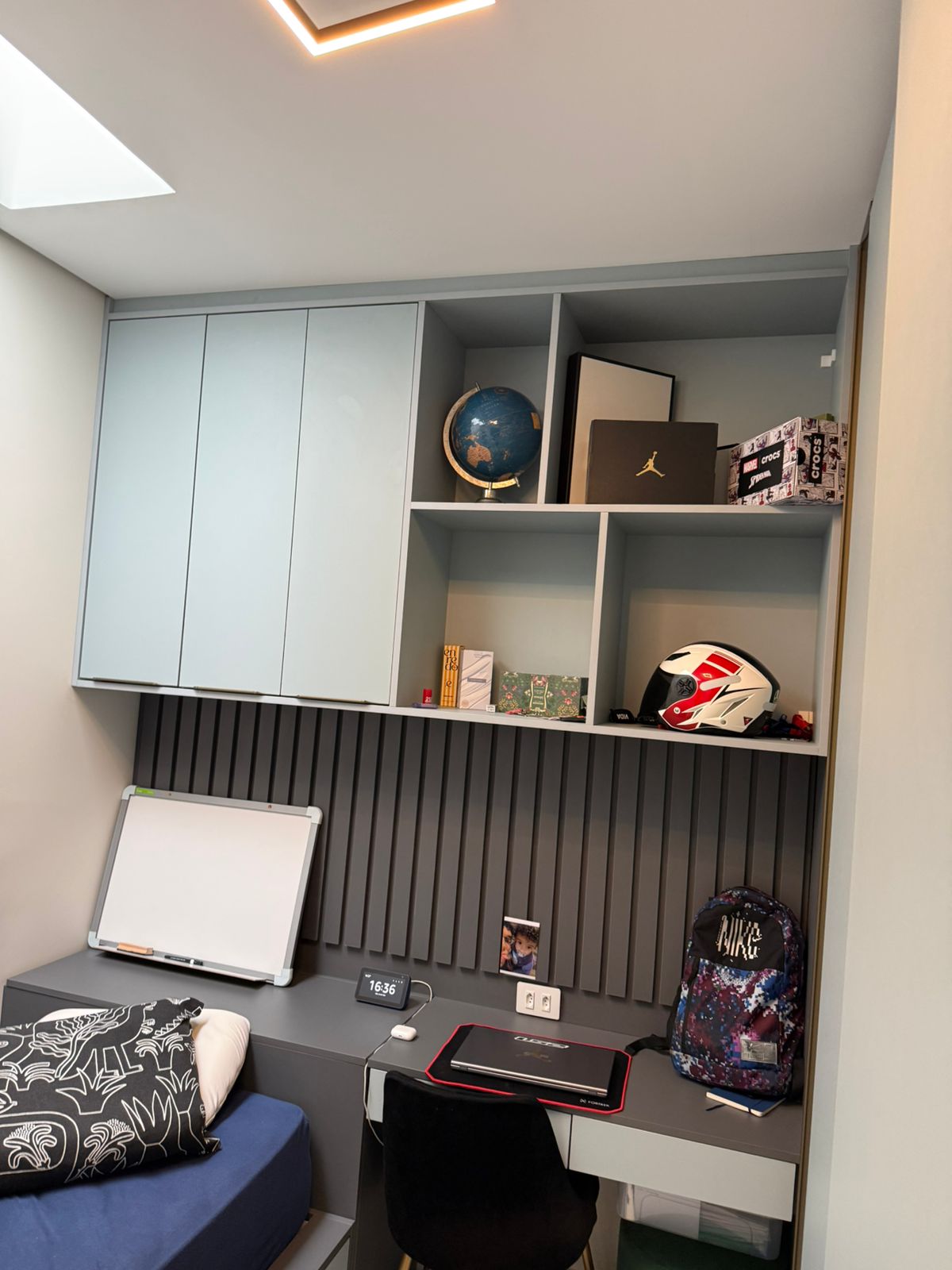  CASA ALTO PADRÃO À VENDA – Jardim Nossa Senhora do Carmo  Zona Leste – SP   Valor: R$ 1.400.000,00  Aceito carro, moto, jet ski ou terreno na Permuta como parte do pagamento  ✨ Imóvel Exclusivo, Moderno e Sofisticado Esta residência de alto padrão foi construída há apenas 1 ano e reúne tudo o que há de melhor em conforto, design e qualidade de vida. 