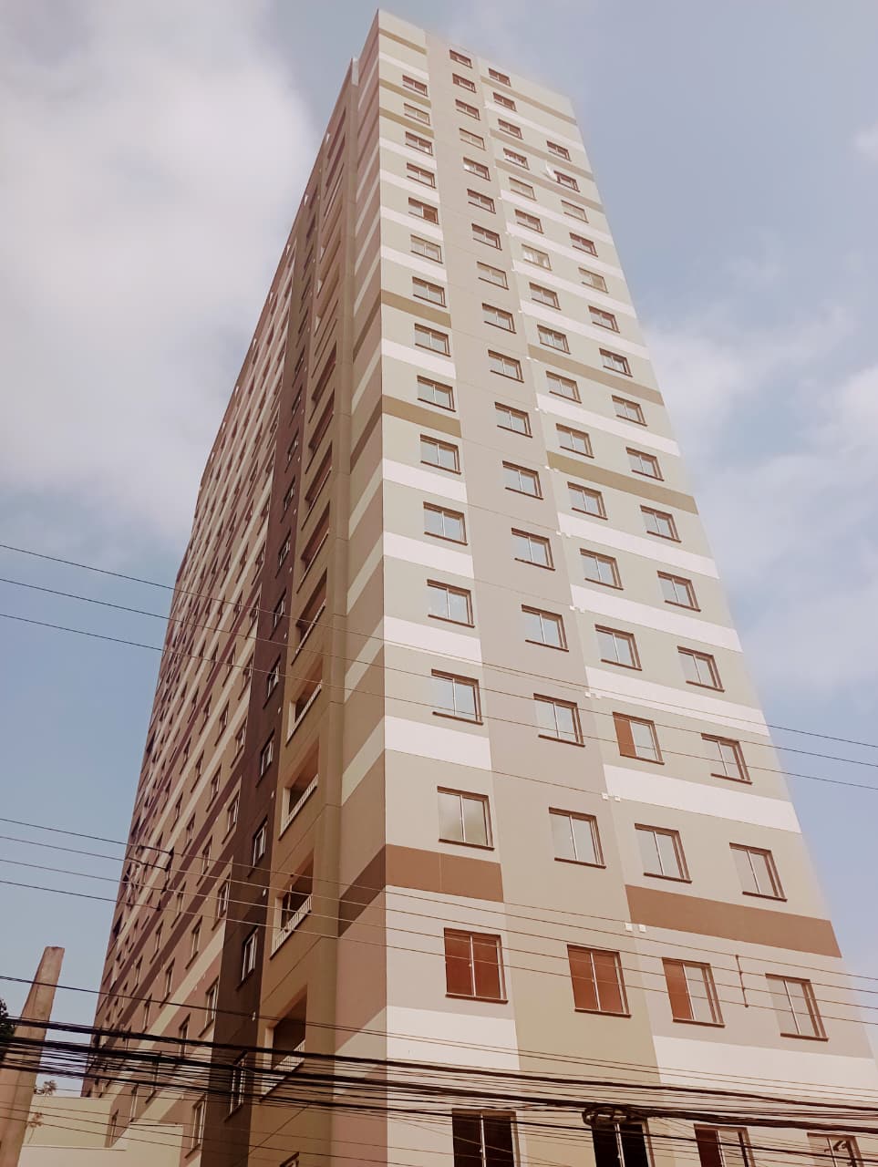 ?️ OPORTUNIDADE IMPERDÍVEL  STUDIO NOVO – METROCASA DOM BOSCO  PRONTO PARA MORAR  Se você busca praticidade, modernidade e excelente potencial de investimento, esse Studio é perfeito para você!  ✨ Apartamento novo, nunca habitado, no 12º andar Ideal para morar ou gerar renda com locação, em uma região com alta procura.  ? Características do imóvel: • Studio com 1 dormitório • Sala integrada com co
