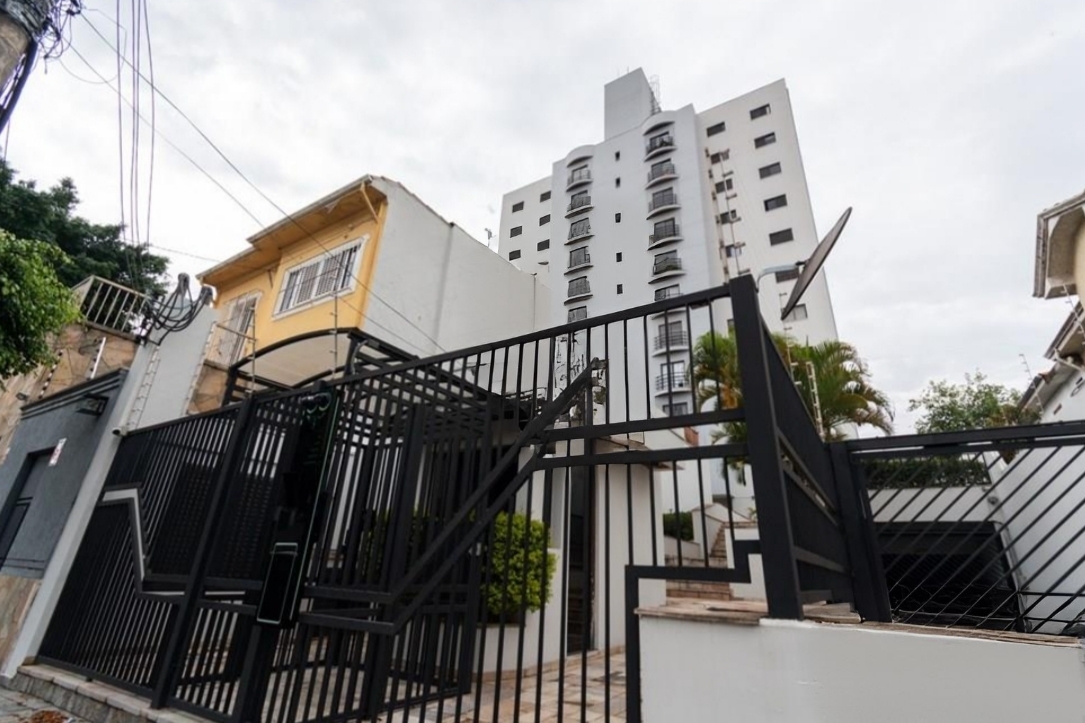 Apartamento à venda no Belenzinho - 90m² - 3 dorms -(1 suíte)  2 vagas - Condomínio Mayorca  Se você busca conforto, localização estratégica e um imóvel pronto para morar ou investir, este apartamento no coração do Belenzinho é uma excelente oportunidade.  Localizado na Rua Conselheiro de Cotegipe, em uma das regiões mais valorizadas da Zona Leste ✔ Qualidade de vida no dia a dia.