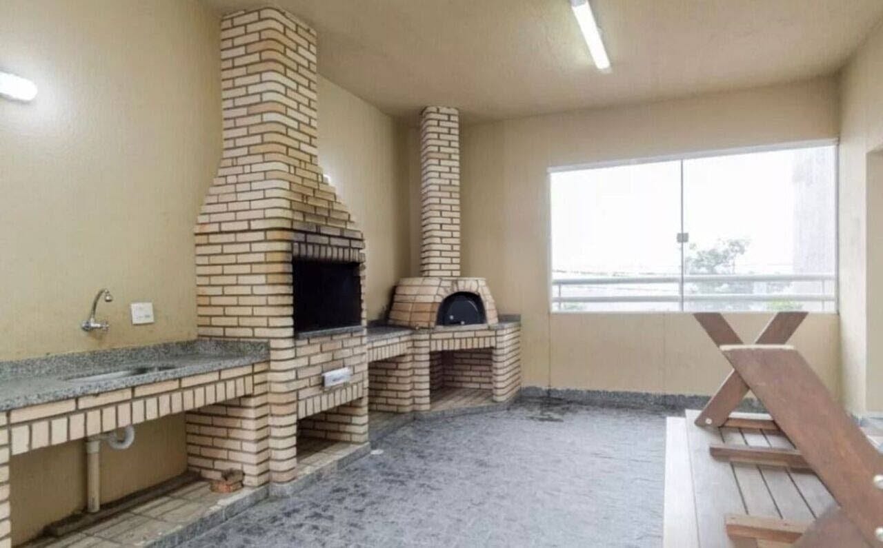  APARTAMENTO À VENDA – ASSUNÇÃO  SÃO BERNARDO DO CAMPO   ✨ Excelente oportunidade para morar com conforto, segurança e lazer completo!   54 m² muito bem distribuídos  2 dormitórios  Sala aconchegante  Cozinha funcional  Banheiro   vaga de garagem   Condomínio Portal dos Pássaros 2  Condomínio com lazer completo para toda a família!