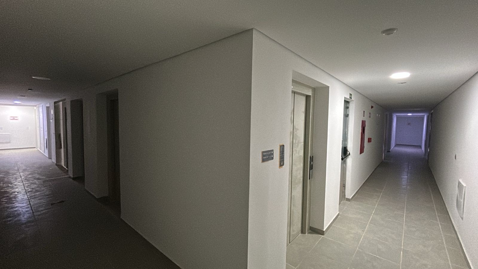 Seu novo apartamento com lazer completo! Excelente oportunidade para morar ou investir no Mundo Apto Inajar, um empreendimento moderno, funcional e com ótima localização.   Detalhes do imóvel  33 m²   2 dormitórios   Varanda   Sem vaga de garagem    Sobre o empreendimento Terreno com 1.836 m²   2 torres   2 a 4 elevadores por torre   19 pavimentos.