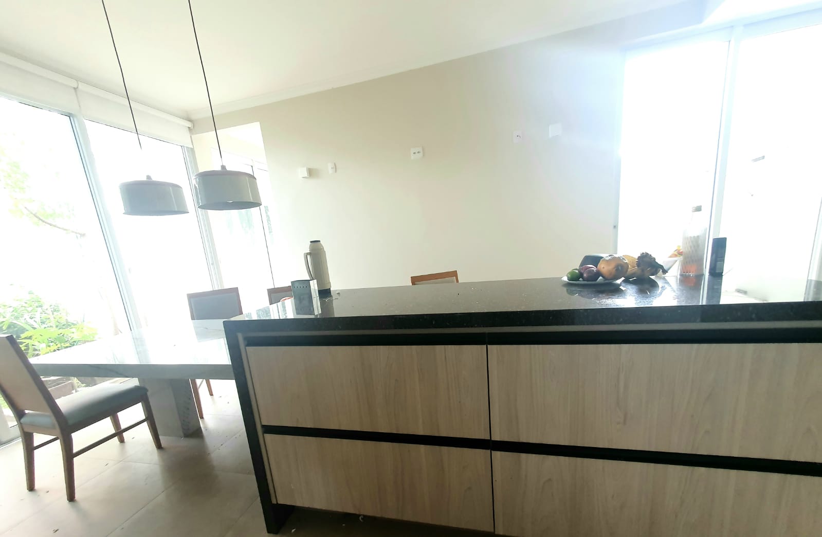 Casa de alto padrão para venda no bairro Santa Rita em Pouso Alegre - MG.