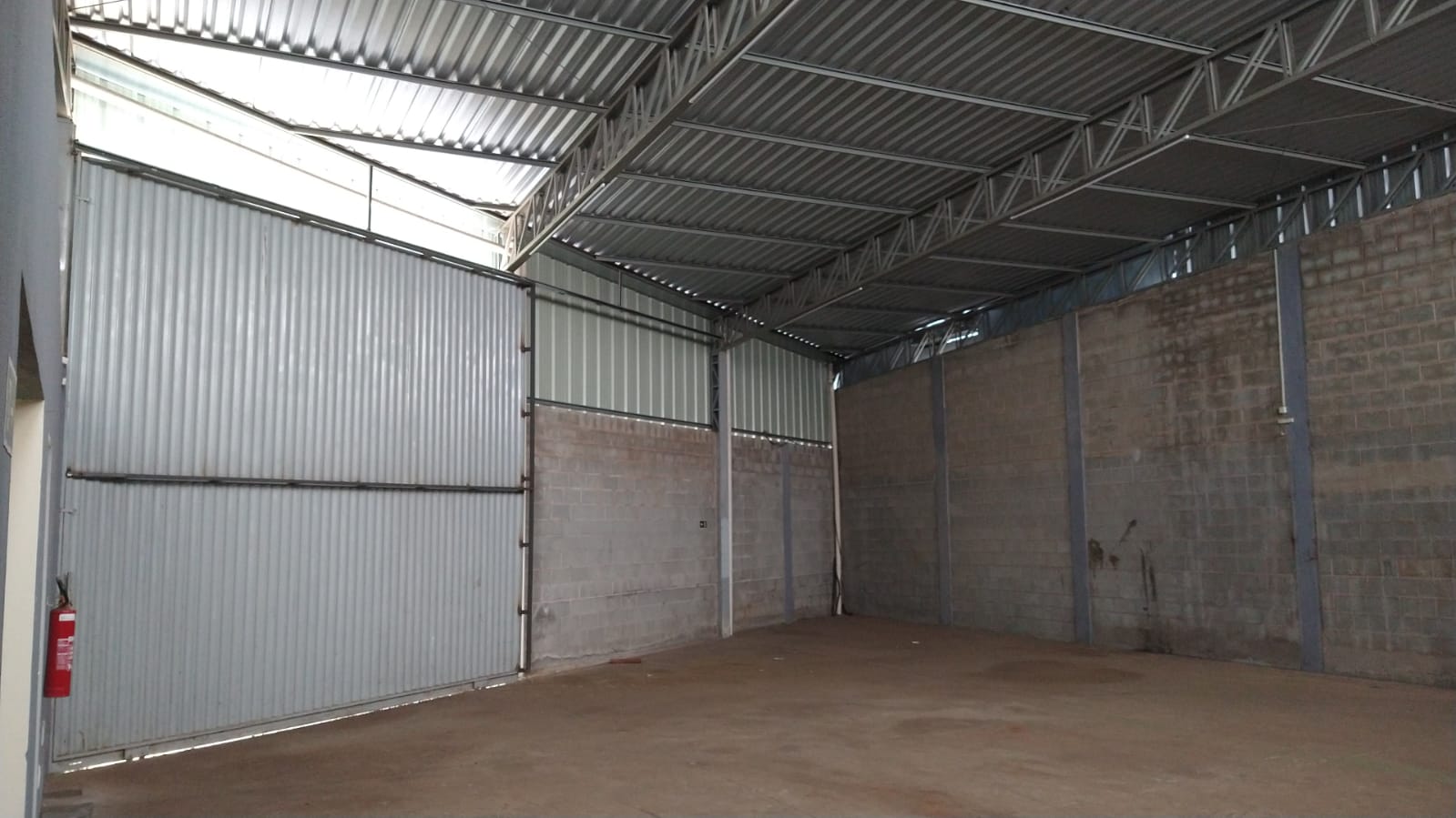 Galpão para Locação 270m² em Pouso Alegre MG 