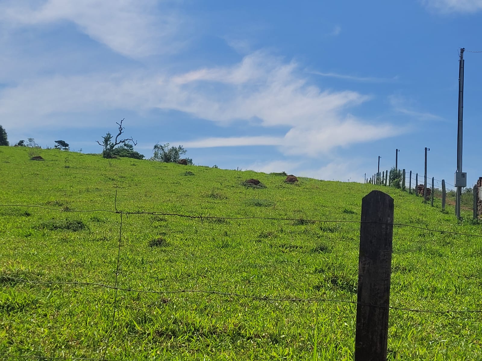 Terreno para venda no bairro dos Farias em Pouso Alegre - MG.