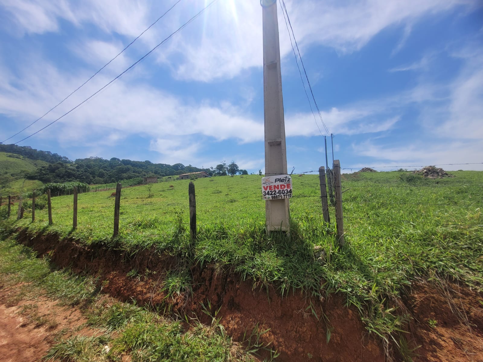 Terreno para venda no bairro dos Farias em Pouso Alegre - MG.