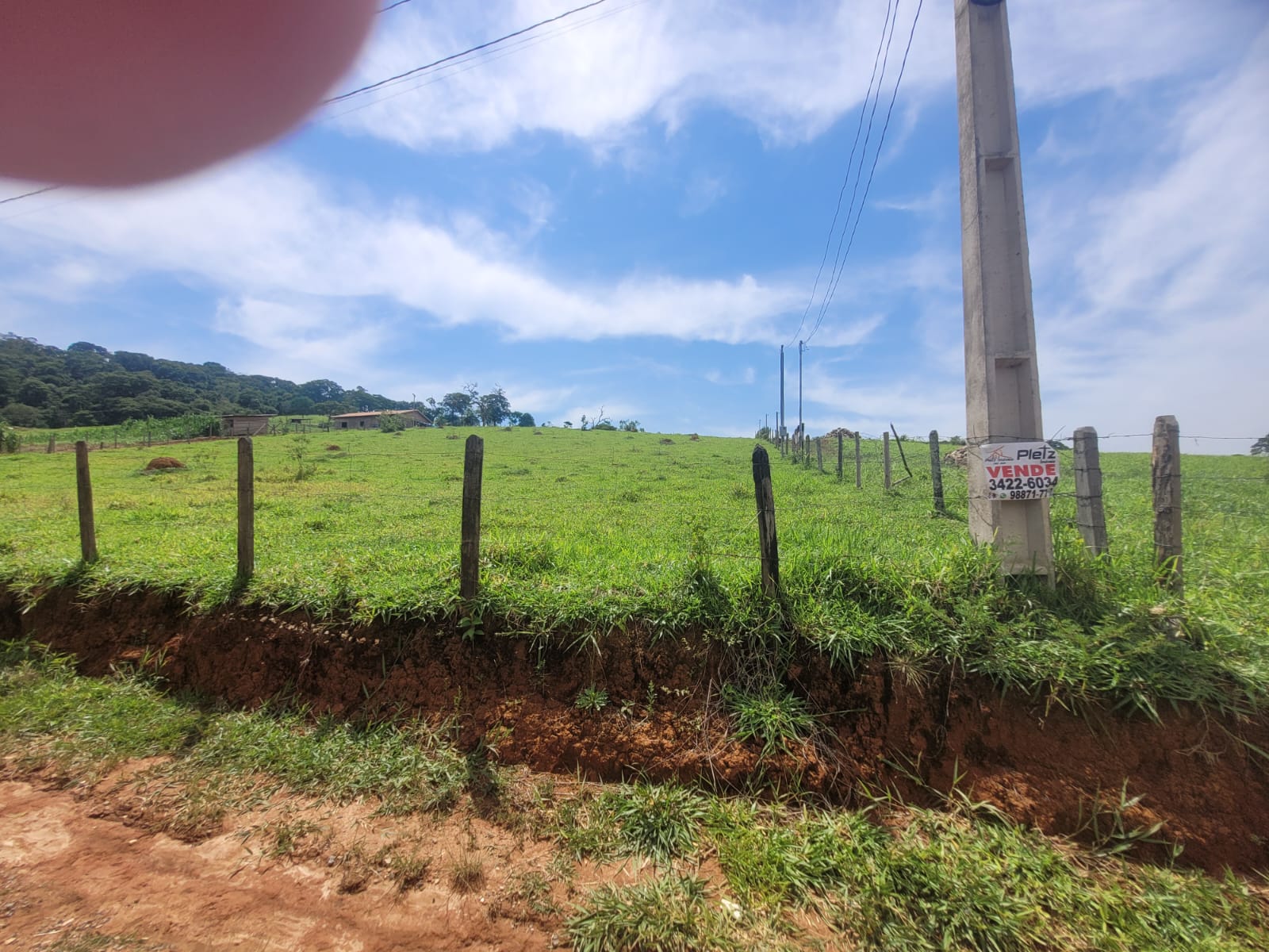 Terreno para venda no bairro dos Farias em Pouso Alegre - MG.