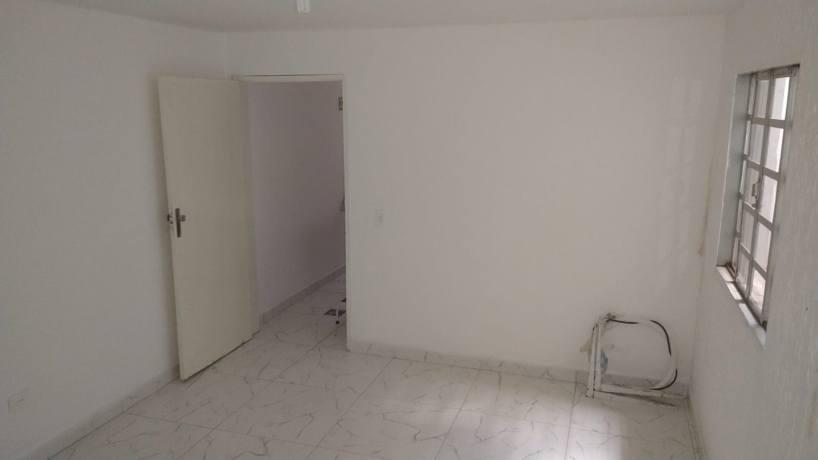 Conjunto Comercial para Locação em Pouso Alegre - MG