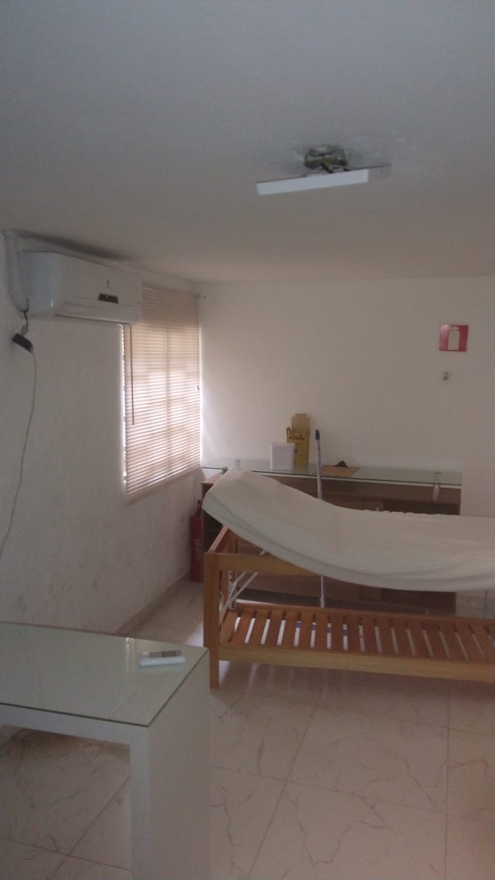 Conjunto Comercial para Locação em Pouso Alegre - MG