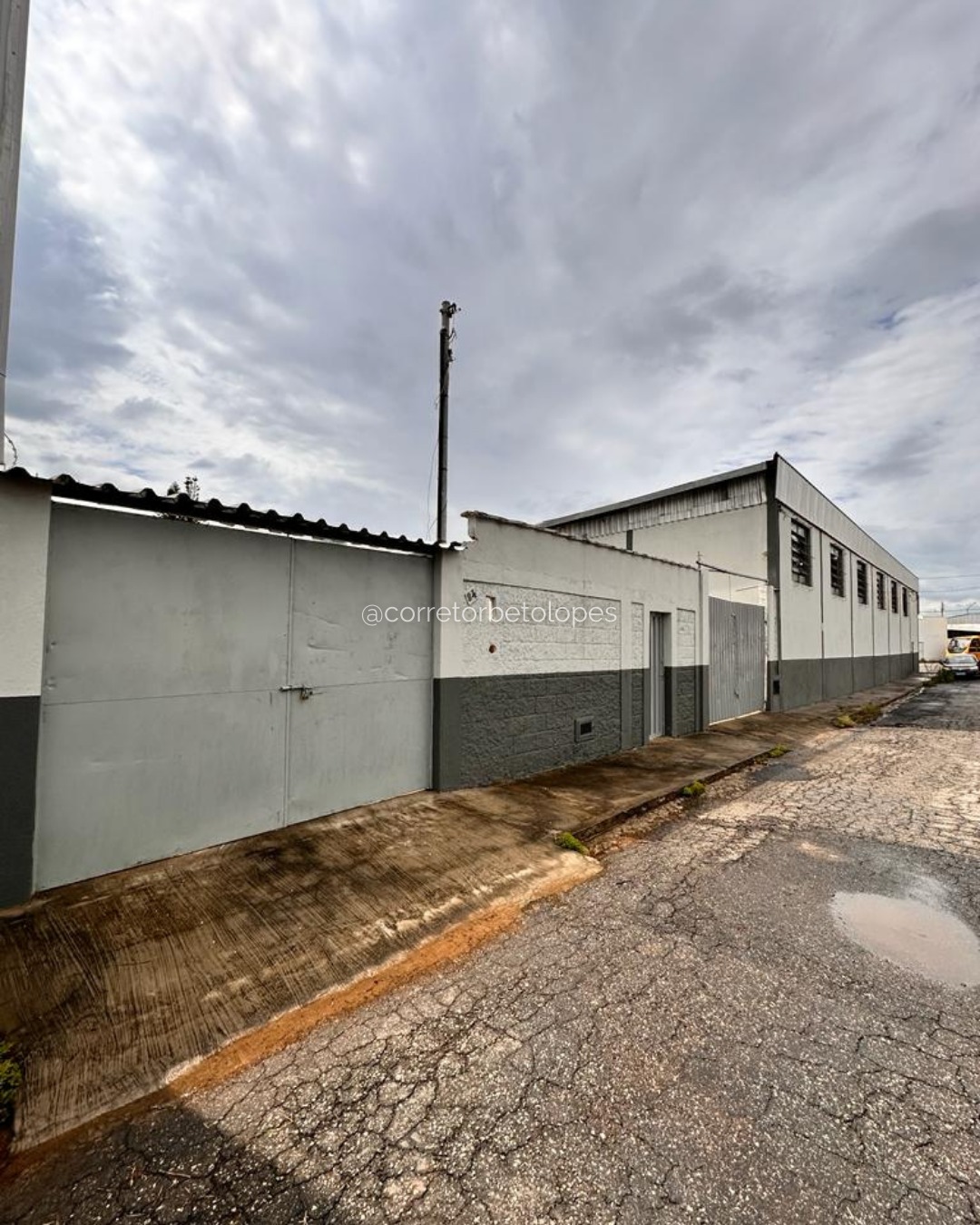 Galpão para venda no bairro Santa Angelina em Pouso Alegre - MG