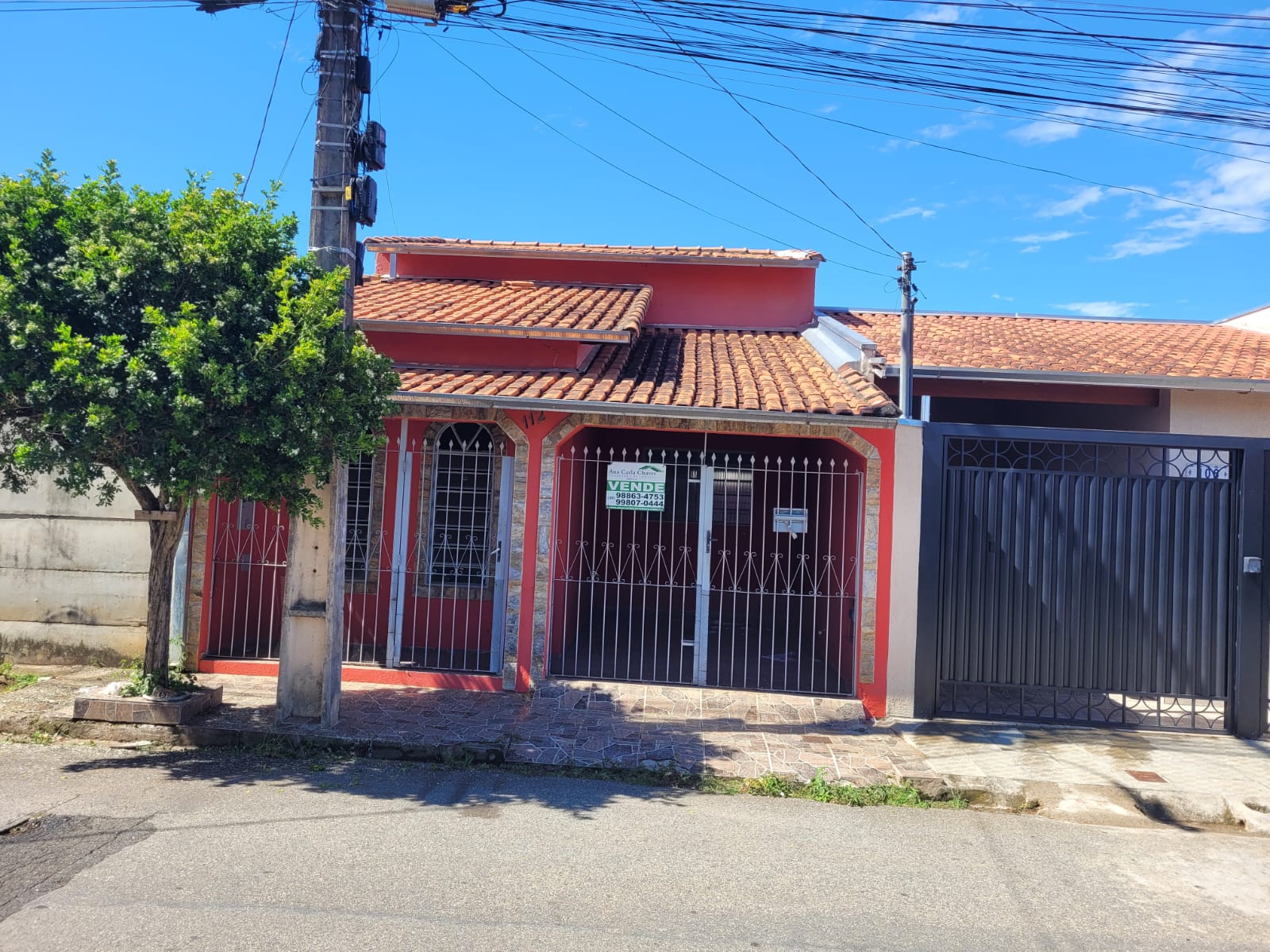 Casa para venda no bairro Jardim Olímpico em Pouso Alegre - MG.