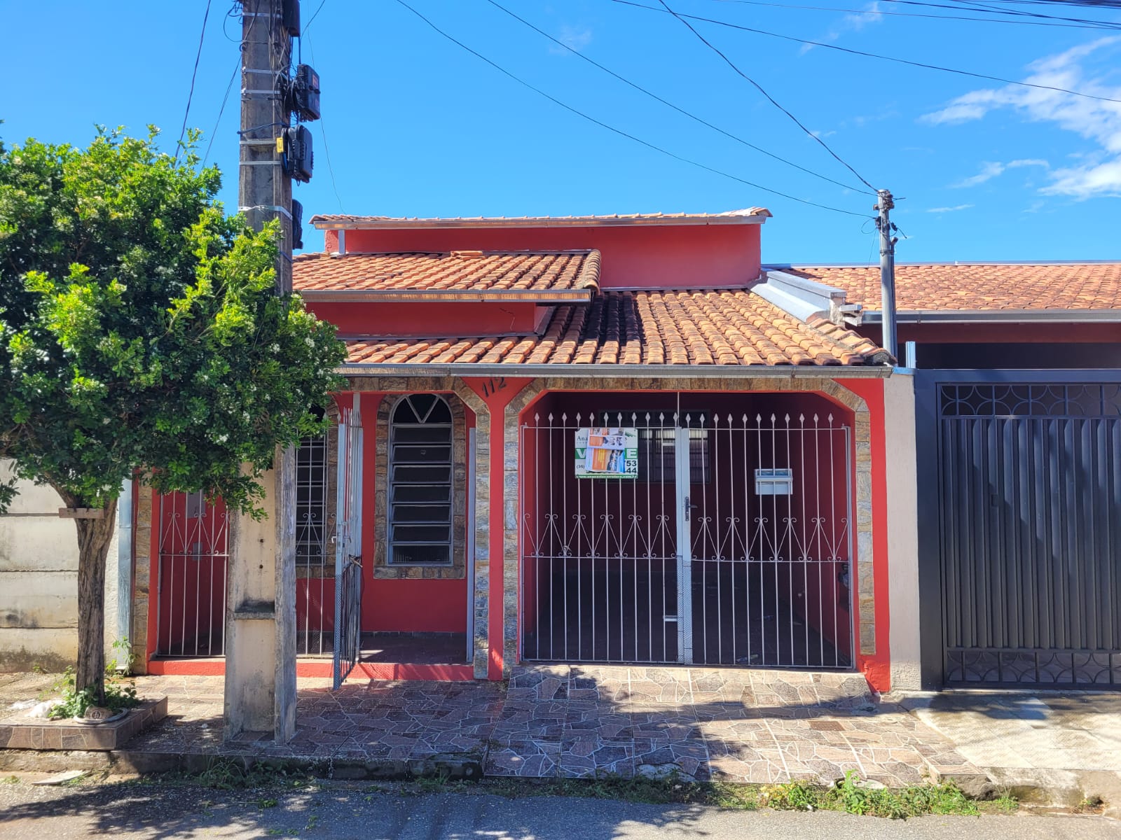 Casa para venda no bairro Jardim Olímpico em Pouso Alegre - MG.