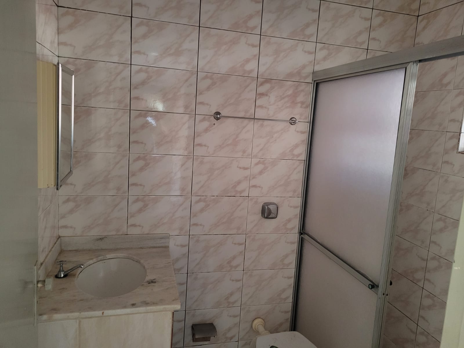 Casa para venda no bairro Jardim Olímpico em Pouso Alegre - MG.