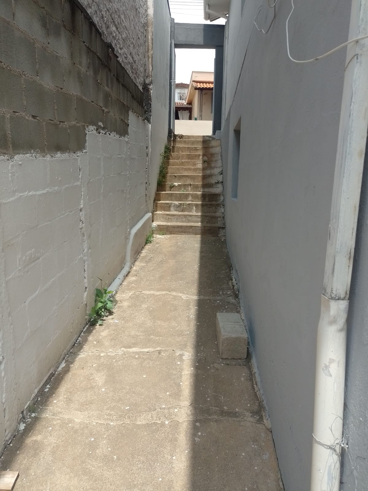 Casa para venda no bairro Jardim America em Pouso Alegre - MG.