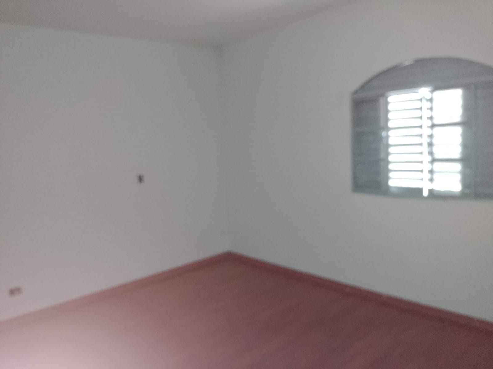 Casa para venda no bairro Jardim America em Pouso Alegre - MG.