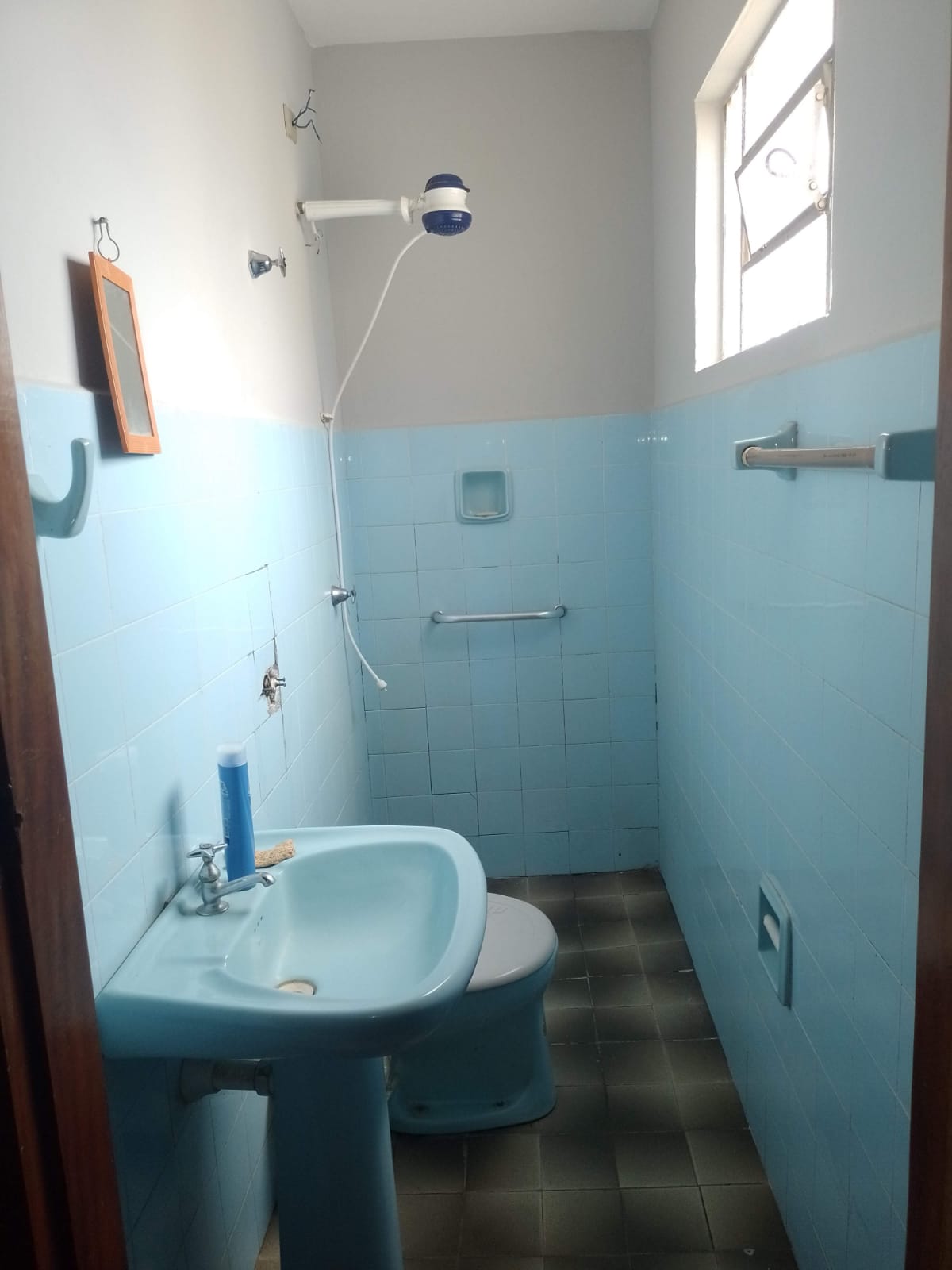 Casa para venda no bairro Jardim America em Pouso Alegre - MG.