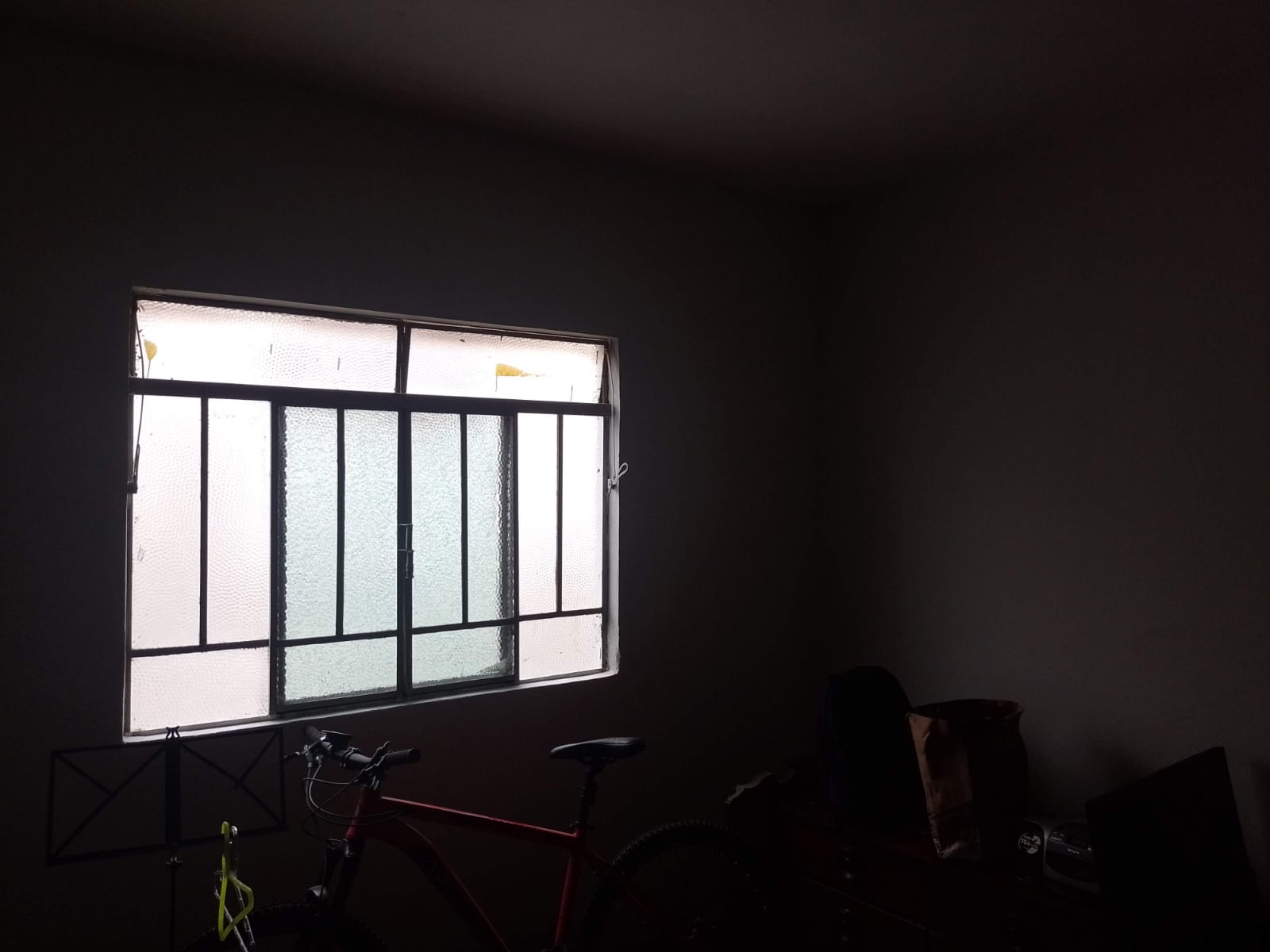 Casa para venda no bairro Jardim America em Pouso Alegre - MG.