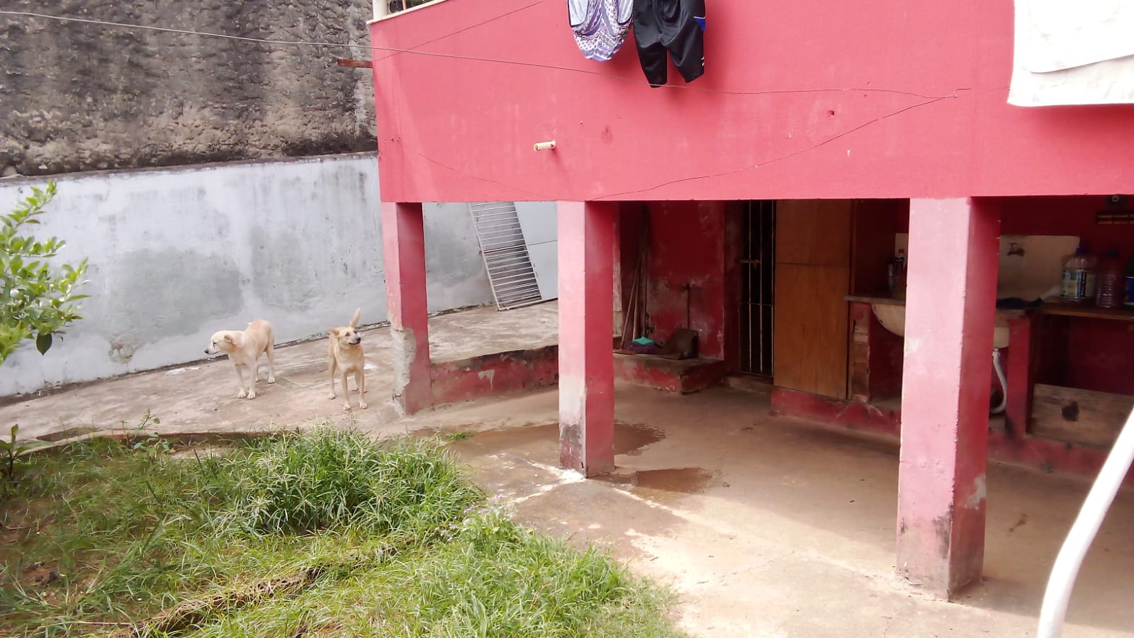 Casa para venda no bairro Jardim Aeroporto em Pouso Alegre - MG.