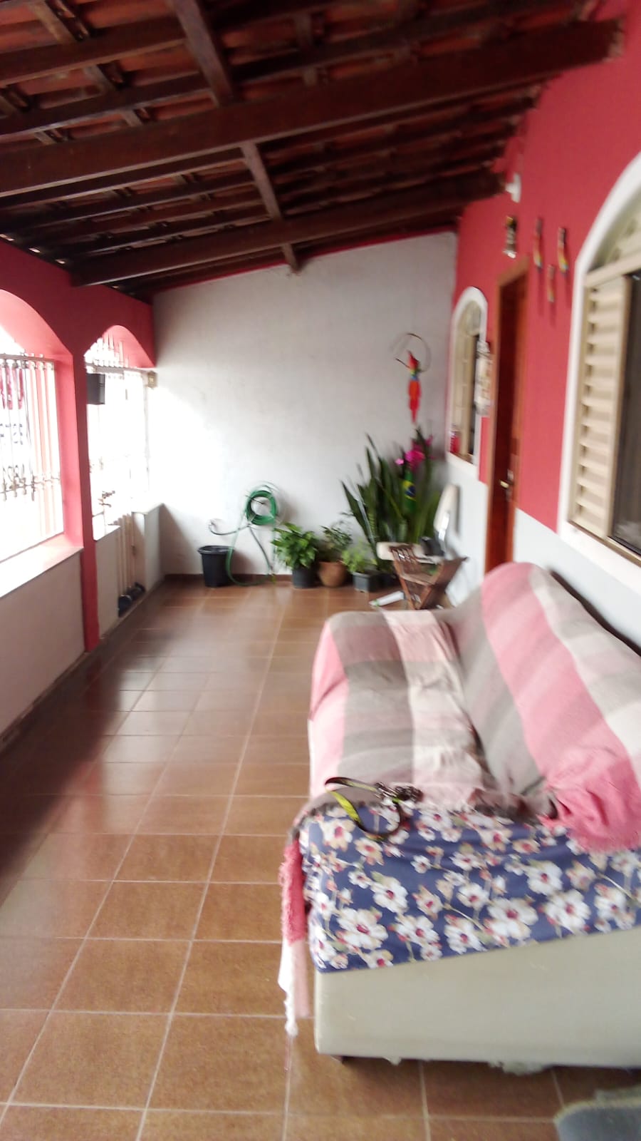 Casa para venda no bairro Jardim Aeroporto em Pouso Alegre - MG.