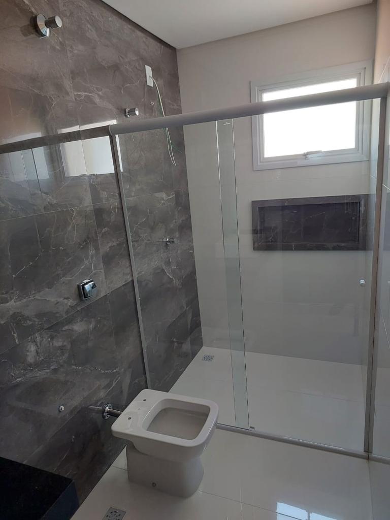 Apartamento para venda no bairro Nha Chicá em Pouso Alegre - MG.