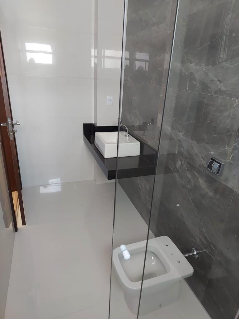 Apartamento para venda no bairro Nha Chicá em Pouso Alegre - MG.