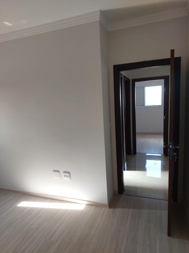 Apartamento para venda no bairro Nha Chicá em Pouso Alegre - MG.