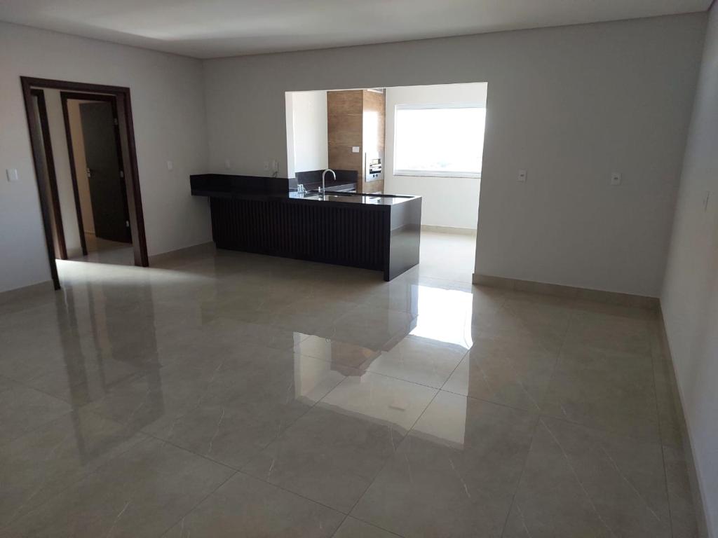 Apartamento para venda no bairro Nha Chicá em Pouso Alegre - MG.