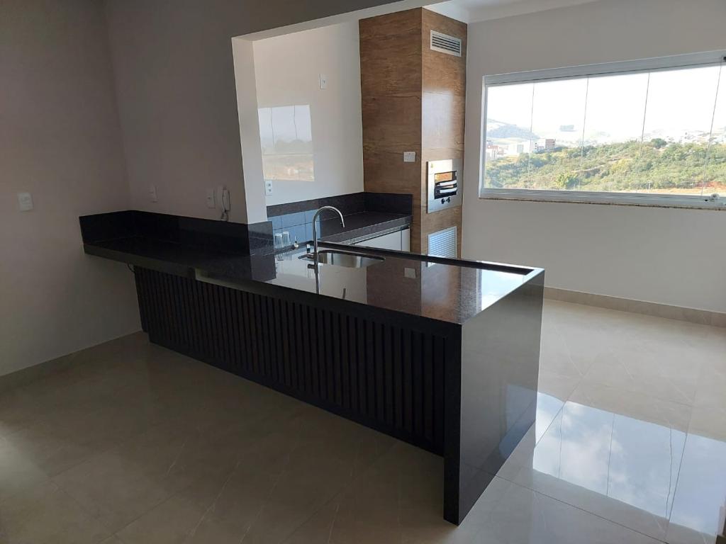 Apartamento para venda no bairro Nha Chicá em Pouso Alegre - MG.