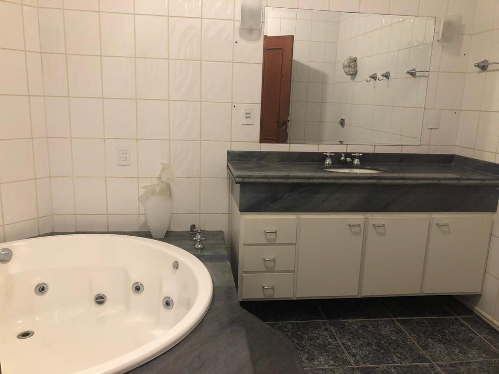 Casa para venda no bairro Pousada dos Campos em Pouso Alegre - MG.