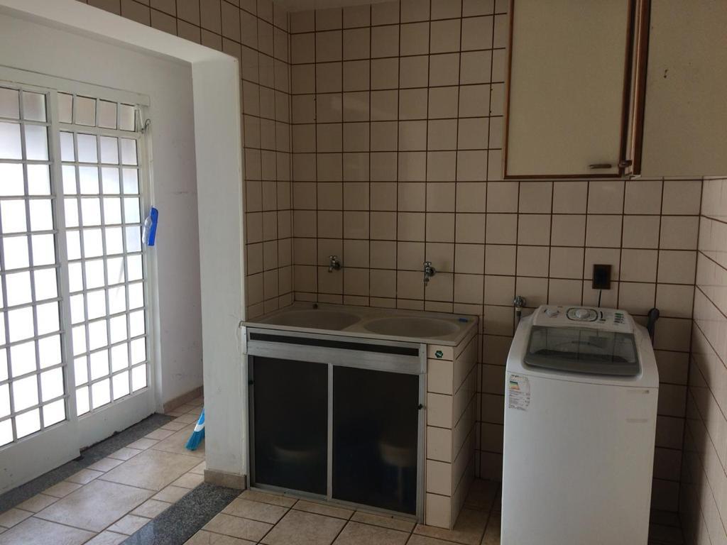 Casa para venda no bairro Pousada dos Campos em Pouso Alegre - MG.