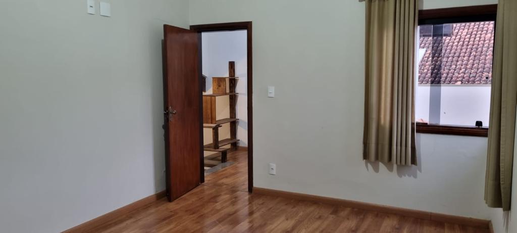 Casa para venda no bairro Pousada dos Campos em Pouso Alegre - MG.