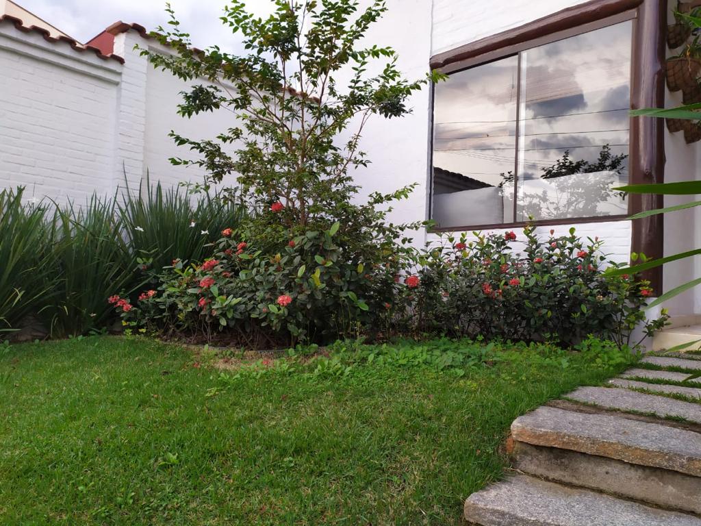 Casa para venda no bairro Pousada dos Campos em Pouso Alegre - MG.