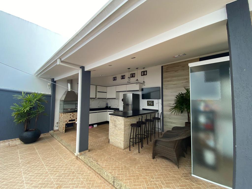 Casa para venda no bairro Santa Dorotéia em Pouso Alegre - MG.