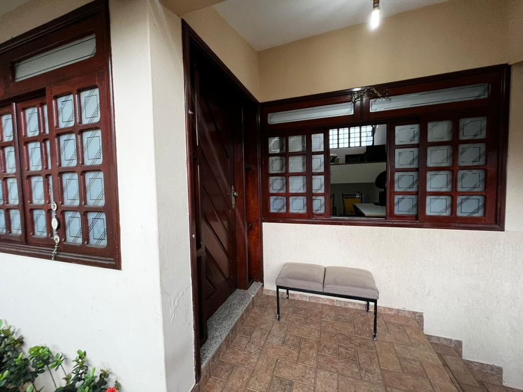 Casa para venda no bairro Pousada dos Campos em Pouso Alegre - MG.