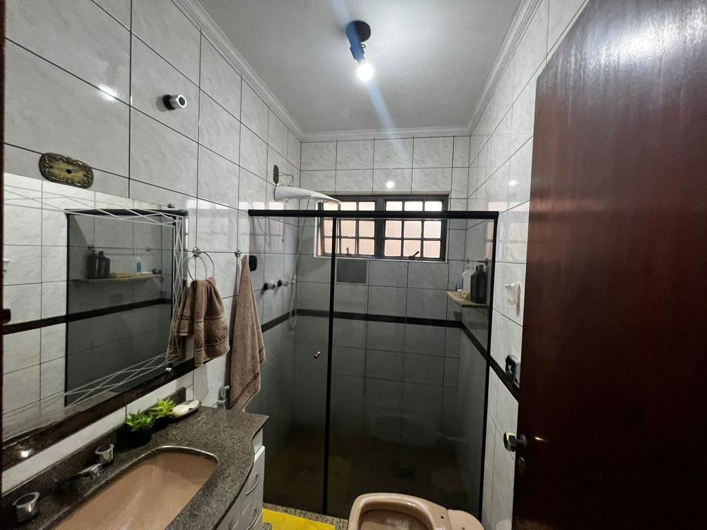Casa para venda no bairro Pousada dos Campos em Pouso Alegre - MG.