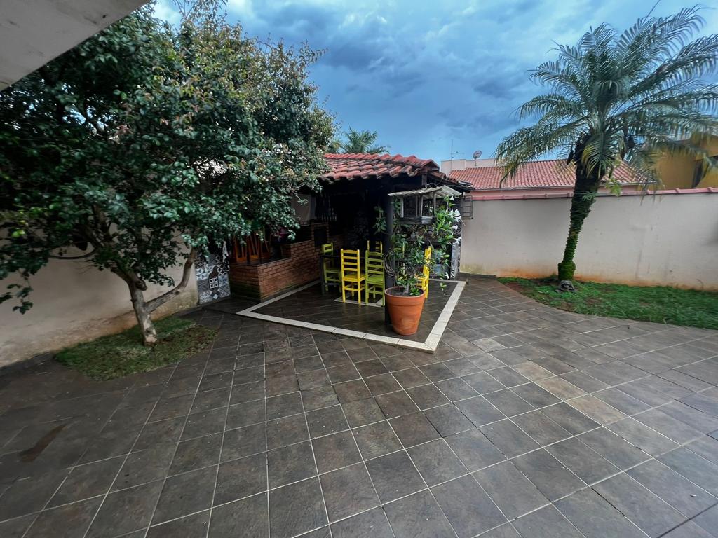 Casa para venda no bairro Pousada dos Campos em Pouso Alegre - MG.