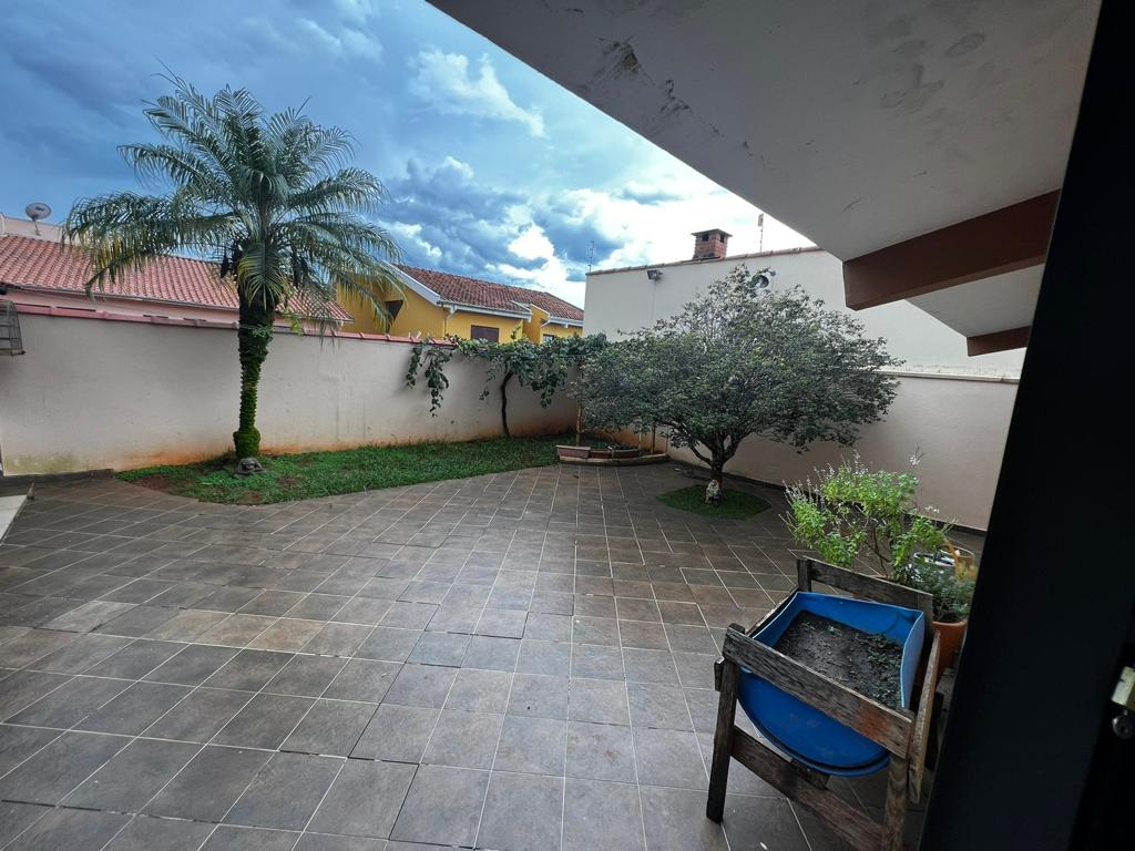 Casa para venda no bairro Pousada dos Campos em Pouso Alegre - MG.