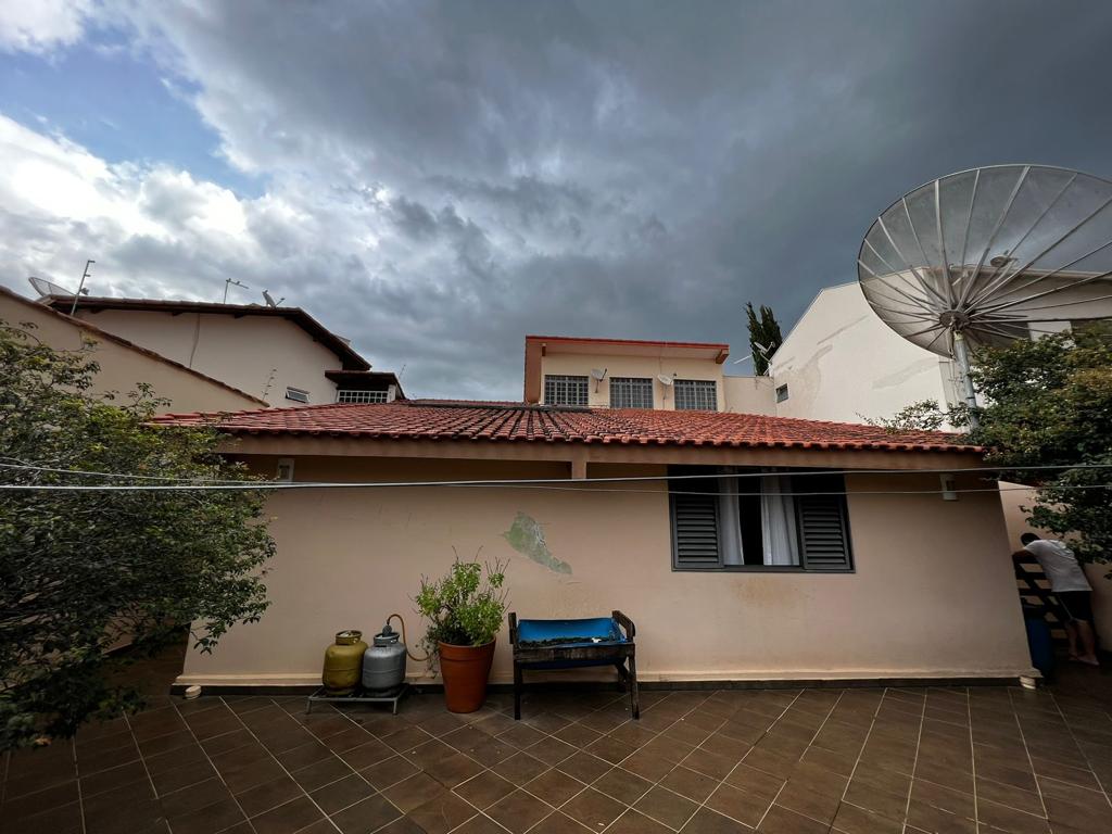 Casa para venda no bairro Pousada dos Campos em Pouso Alegre - MG.